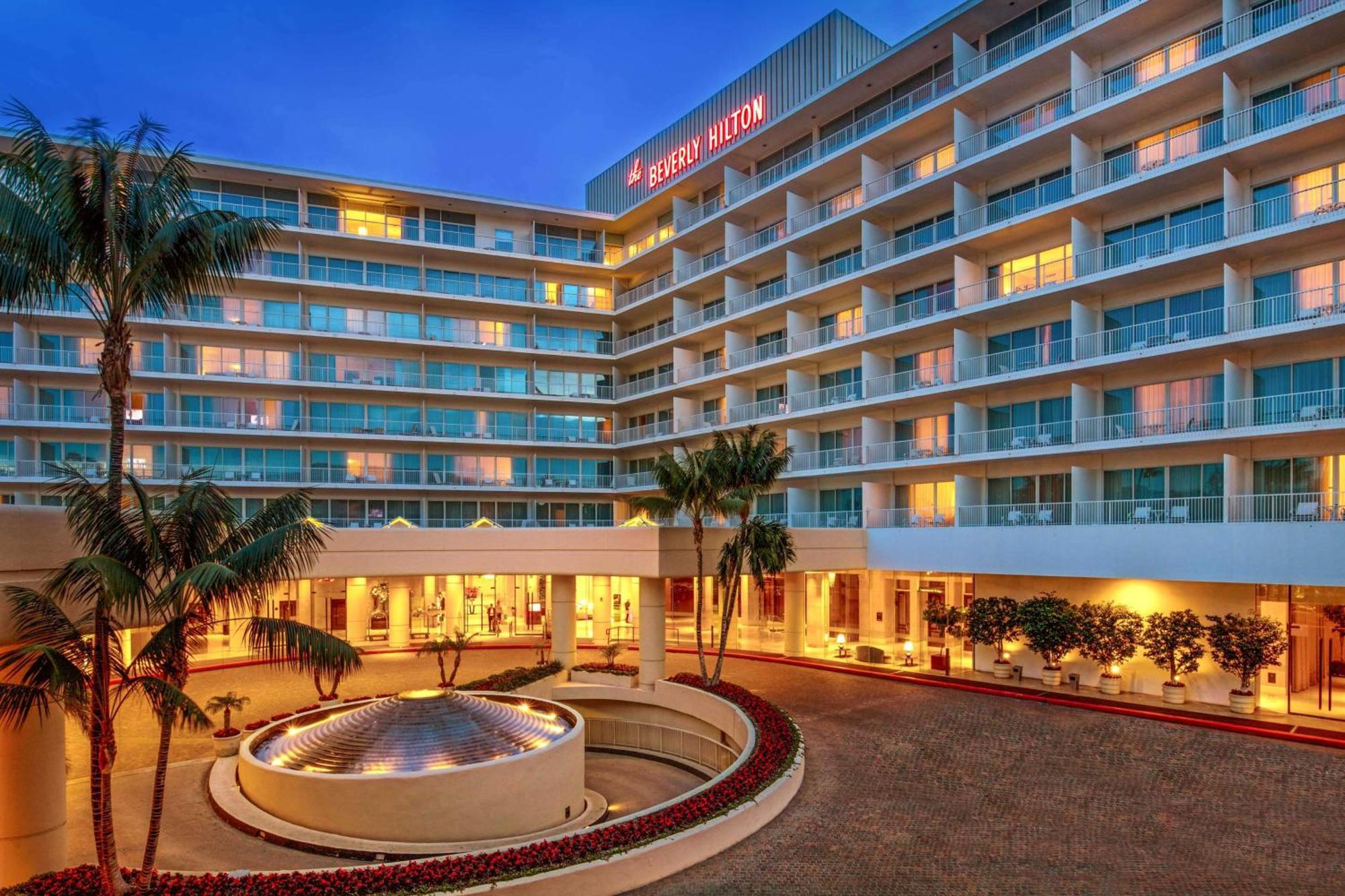 The Beverly Hilton — Фото 1